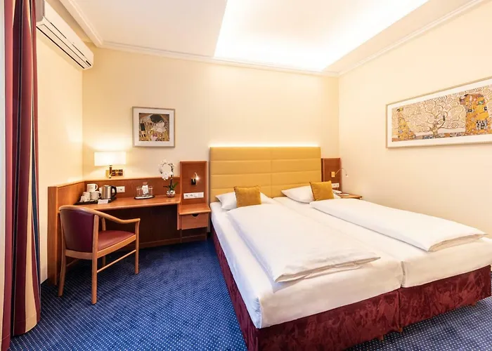 מלון Austria Classic 4*